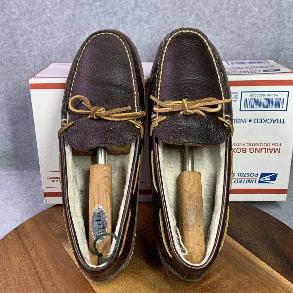 L.L. Bean Shoes Mens 11 Brown Leather Moccasin Fleece Lined Slippers Boat Preppy